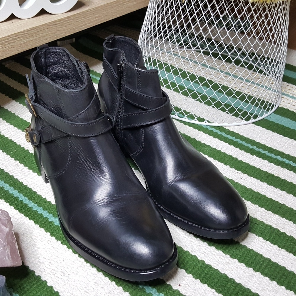Steve Madden Ringoo Roots - Picture 3 of 6